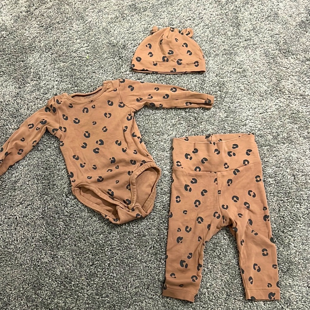 Leopard set - Picture 2 of 2